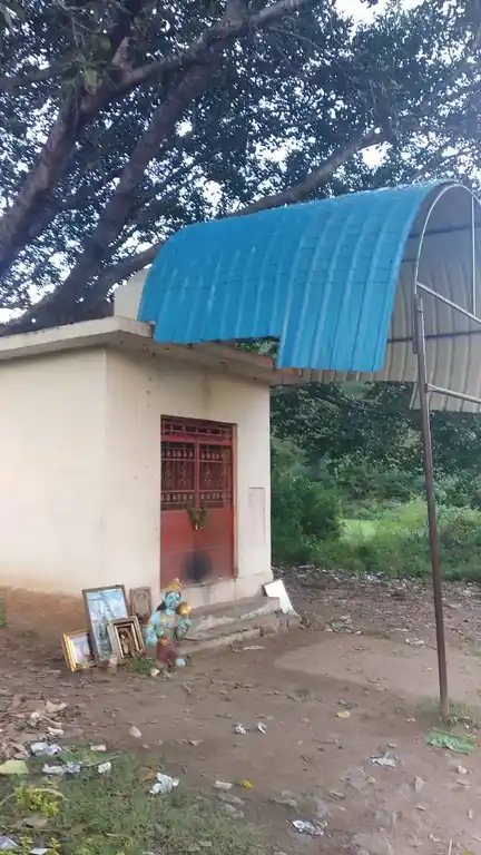 Arulmigu Senraya Swamy Temple, O.G.Halli - 636809 அருள்மிகு சென்றாயசாமி திருக்கோயில், O.G.Halli - 636809, Dharmapuri - Ancient Temple Architecture and History Image 2