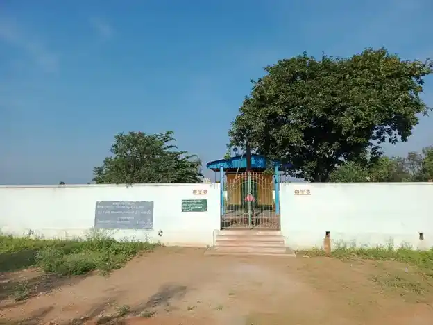 Arulmigu Senrayaperumal Temple, Aranganur - 636451 அருள்மிகு சென்றாய பெருமாள் சுவாமி திருக்கோயில், Aranganur - 636451, Salem - Ancient Temple Architecture and History Image 2