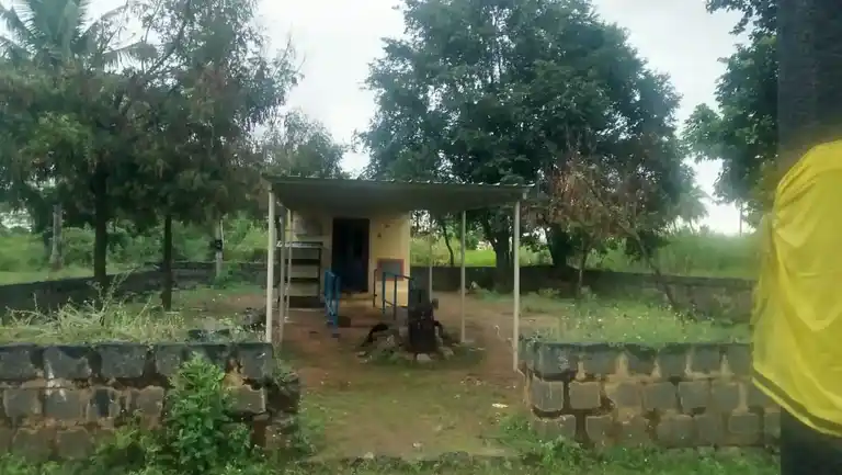 Arulmigu Senrayaperumal Temple, Egapuram - 637502 அருள்மிகு சென்றாய பெருமாள் திருக்கோயில், Egapuram - 637502, Salem - Ancient Temple Architecture and History Image 4