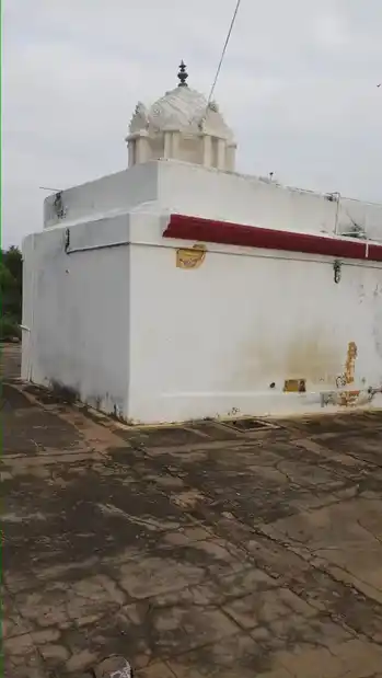 Arulmigu Senrayaperumal Temple, Kolathur - 636303 அருள்மிகு சென்றாயப் பெருமாள் திருக்கோயில், Kolathur - 636303, Salem - Ancient Temple Architecture and History Image 6