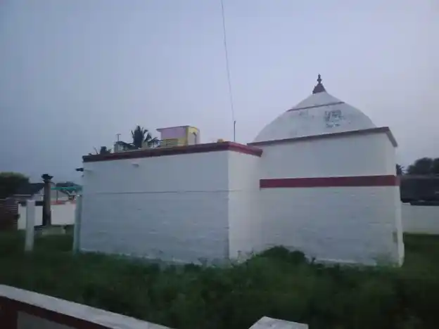 Arulmigu Senrayaperumal Temple, Periyasathappadi - 636451 அருள்மிகு சென்றாய பெருமாள் சுவாமி திருக்கோயில், Periyasathappadi - 636451, Salem - Ancient Temple Architecture and History Image 3