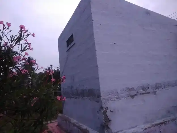 Arulmigu Senrayapperumal Temple, Akkarai Kodiveri, Gobichettipalayam - 638454 அருள்மிகு சென்றாயப்பெருமாள் திருக்கோயில், Akkarai Kodiveri, Gobichettipalayam - 638454, Erode - Ancient Temple Architecture and History Image 2