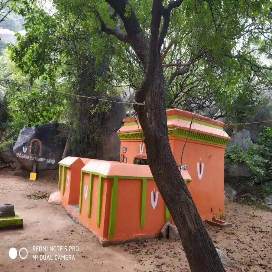 Arulmigu Senrayar Swami Temple, Ongkuppam - 635810 அருள்மிகு சென்னராயர்சுவாமி திருக்கோயில், ஓங்குப்பம் - 635810, Vellore - Ancient Temple Architecture and History Image 3