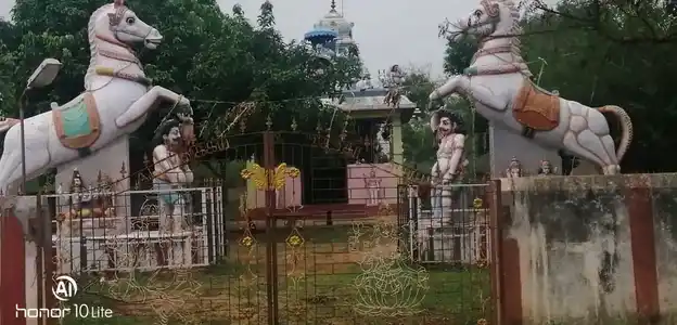 Arulmigu Senthai Ayyanar Temple, Poovarasakkudi - 622303 அருள்மிகு சேந்தை அய்யனார் திருக்கோயில், Poovarasakkudi - 622303, Pudukkottai - Ancient Temple Architecture and History Image 2