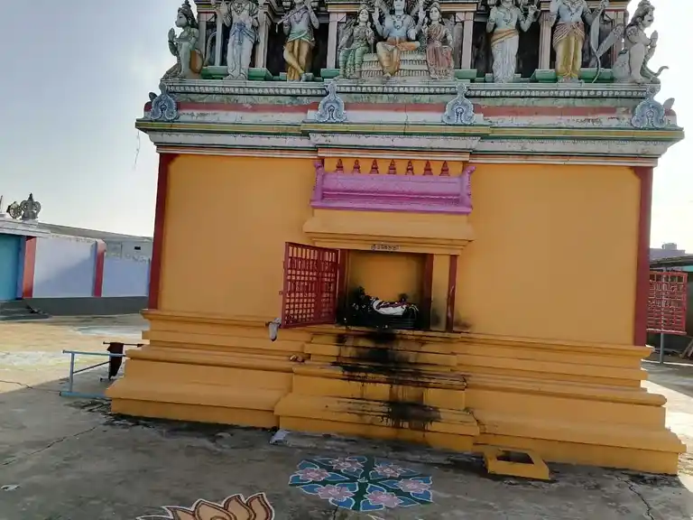 Arulmigu Sentrayaperumal Temple, Gonur - 636404 அருள்மிகு சென்றாய பெருமாள் திருக்கோயில், Gonur - 636404, Salem - Ancient Temple Architecture and History Image 2