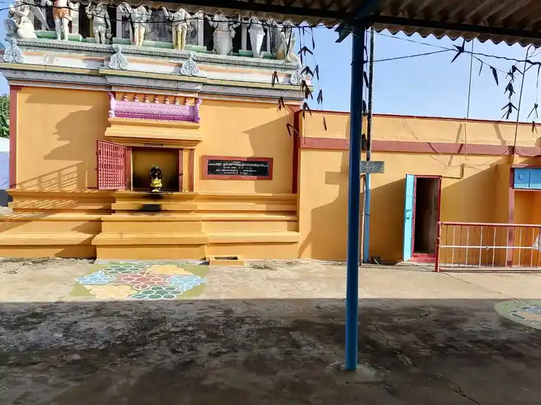 Arulmigu Sentrayaperumal Temple, Gonur - 636404 அருள்மிகு சென்றாய பெருமாள் திருக்கோயில், Gonur - 636404, Salem - Ancient Temple Architecture and History Image 10