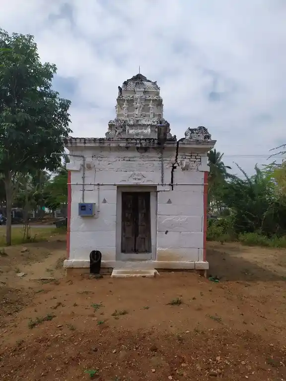 Arulmigu Sentrayaperumal Temple, Koothampoondi - 637202 அருள்மிகு சென்றாயப் பெருமாள் திருக்கோயில், Koothampoondi - 637202, Namakkal - Ancient Temple Architecture and History Image 2