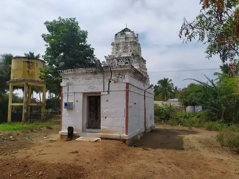 Arulmigu Sentrayaperumal Temple, Koothampoondi - 637202 அருள்மிகு சென்றாயப் பெருமாள் திருக்கோயில், Koothampoondi - 637202, Namakkal - Ancient Temple Architecture and History Image 4