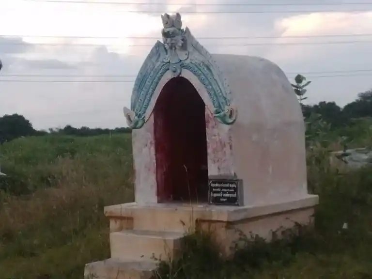 Arulmigu Sepperumal Ayyanar Temple, Vennattrankarai, Sembiankilari - 613102