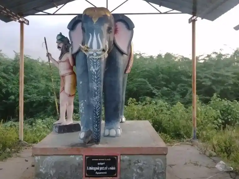 Arulmigu Sepperumal Ayyanar Temple, Vennattrankarai, Sembiankilari - 613102 அருள்மிகு சேப்பெருமாள் அய்யனார் திருக்கோயில், Vennattrankarai, Sembiankilari - 613102, Thanjavur - Ancient Temple Architecture and History Image 4