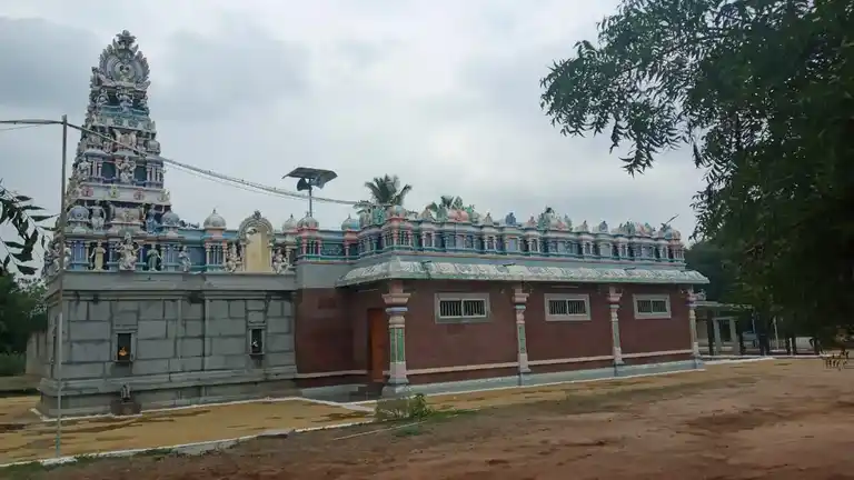 Arulmigu Seraikannimaar Temple, Muthampalayam, Chengapalli - 638812 அருள்மிகு செறைகன்னிமார் திருக்கோயில், Muthampalayam, Chengapalli - 638812, Tiruppur - Ancient Temple Architecture and History Image 4