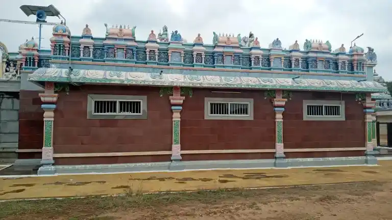 Arulmigu Seraikannimaar Temple, Muthampalayam, Chengapalli - 638812 அருள்மிகு செறைகன்னிமார் திருக்கோயில், Muthampalayam, Chengapalli - 638812, Tiruppur - Ancient Temple Architecture and History Image 5