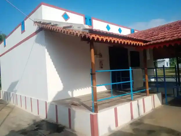 Arulmigu Seraikarupparayasamy Temple, Seraivelampalayam, Rakkiyapalayam - 638752 அருள்மிகு செறைகருப்பராயசாமி திருக்கோயில், Seraivelampalayam, Rakkiyapalayam - 638752, Tiruppur - Ancient Temple Architecture and History Image 2