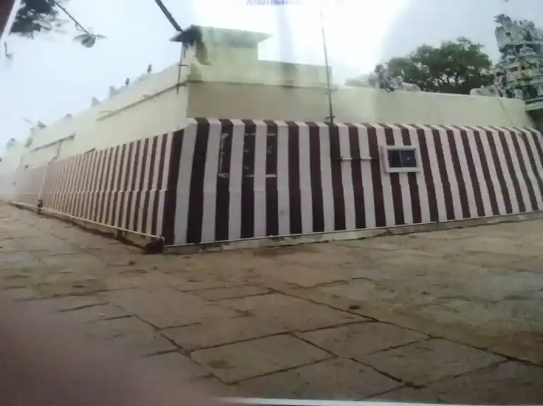 Arulmigu Seruvalinka Ayyanar Temple, Eesanur - 630557 Arulmigu Seruvalinka Ayyanar Temple, Eesanur - 630557, Sivagangai - Ancient Temple Architecture and History Image 3