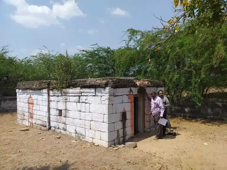 Arulmigu Sethunageshwarar Temple, Keelnattukurichi - 626202 Arulmigu Sethunageshwarar Temple, Keelnattukurichi - 626202, Thoothukudi - Ancient Temple Architecture and History Image 2