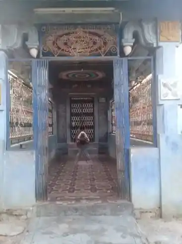 Arulmigu Sevittu Ayyanar Temple, Alavakottai - 630553 Arulmigu Sevittu Ayyanar Temple, Alavakottai - 630553, Sivagangai - Ancient Temple Architecture and History Image 2