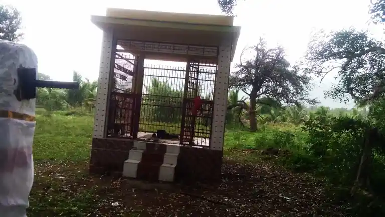 Arulmigu Sevittu Ayyanar Temple, Peraiyur - 625703 Arulmigu Sevittu Ayyanar Temple, Peraiyur - 625703, Madurai - Ancient Temple Architecture and History Image 7