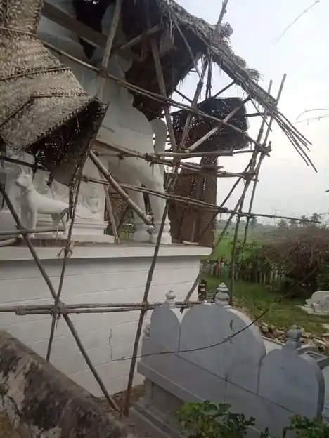 Arulmigu Sevuga Perumal Ayyanar Muthilia Temples, Karungalakkudi - 625101 அருள்மிகு சேவுகப் பெருமாள் அய்யனார் முதலிய கோயில், Karungalakkudi - 625101, Madurai - Ancient Temple Architecture and History Image 4