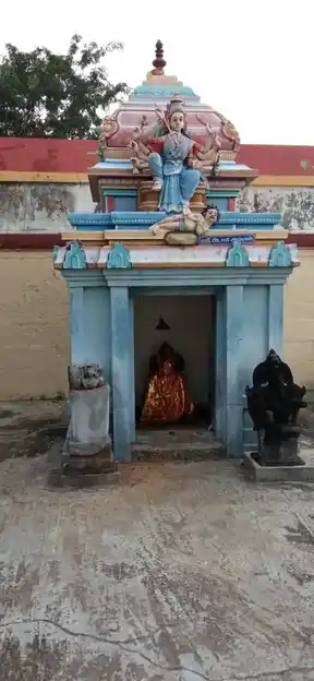 Arulmigu Sevugaperumal Iyanar Temple, Pariyamaruthupatti - 630405 Arulmigu Sevugaperumal Iyanar Temple, Pariyamaruthupatti - 630405, Sivagangai - Ancient Temple Architecture and History Image 2
