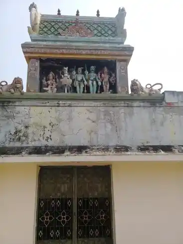 Arulmigu Sevuka Perumal Ayyanar Temple, Pannithiruthi - 630211 Arulmigu Sevuka Perumal Ayyanar Temple, Pannithiruthi - 630211, Sivagangai - Ancient Temple Architecture and History Image 3