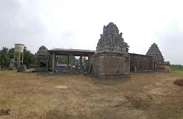 Arulmigu Shenbageswarar Temple, Oodalkarakuppam - 603305 அருள்மிகு சென்பகேஸ்வரர் திருக்கோயில், ஊடல்காரகுப்பம் - 603305, Chengalpattu - Ancient Temple Architecture and History Image 7
