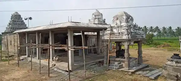 Arulmigu Shenbageswarar Temple, Oodalkarakuppam - 603305 அருள்மிகு சென்பகேஸ்வரர் திருக்கோயில், ஊடல்காரகுப்பம் - 603305, Chengalpattu - Ancient Temple Architecture and History Image 11
