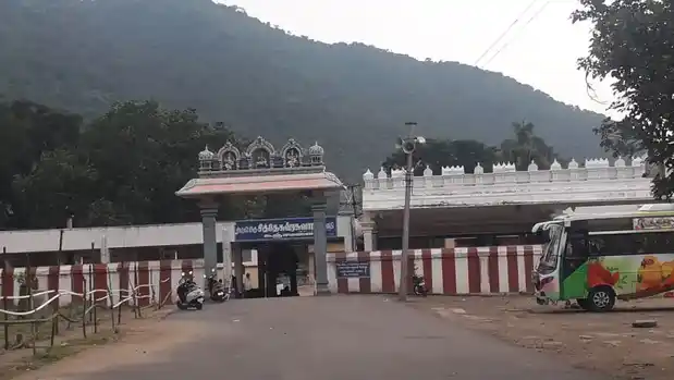 Arulmigu Siddheswarar Gnanasarguru Balamurugan Temple, Kanjamalai, Perumampatti - 637502 அருள்மிகு சித்தேசுவரர் ஞானசற்குரு பாலமுருகன் திருக்கோயில், கஞ்சமலை, பெருமம்பட்டி - 637502, Salem - Ancient Temple Architecture and History Image 5