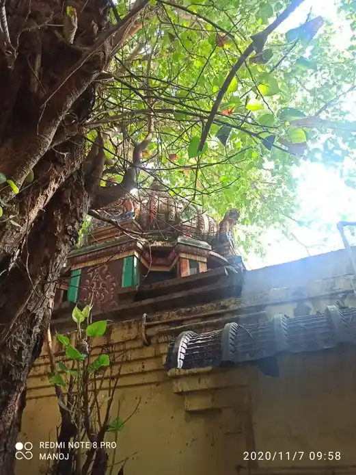 Arulmigu Siddhi Buddhi Sametha Raja Vinayakar Temple, Uppilipalayam, Upplipalayam - 641018 அருள்மிகு சித்தி புத்தி சமேத இராஜ விநாயகர் திருக்கோயில், உப்பிலிபாளையம், Upplipalayam - 641018, Coimbatore - Ancient Temple Architecture and History Image 4