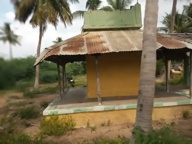 Arulmigu Siddhivinayagar Temple, Nanjai Puhalur, Nanjaipukalur - 639113 அருள்மிகு சித்திவிநாயகர் திருக்கோயில், புஹலுர் நன்செஇய், Nanjaipukalur - 639113, Karur - Ancient Temple Architecture and History Image 2