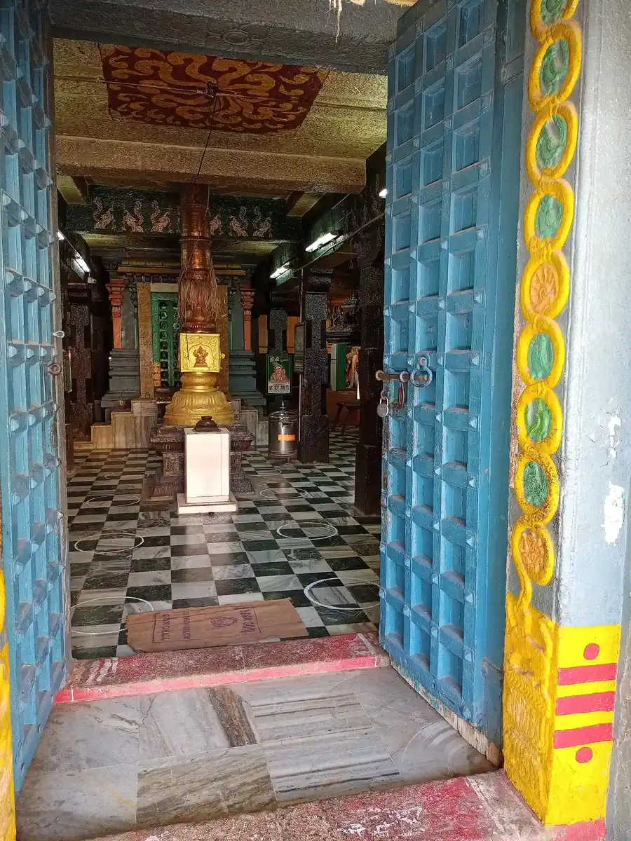 Arulmigu Sidhi Puthi Sametha Sundara Vinayagar Temple, Vellore - 632004 அருள்மிகு சித்தி புத்தி சமேத சுந்தர விநாயகர் திருக்கோயில், வேலூர் - 632004, Vellore - Ancient Temple Architecture and History Image 3