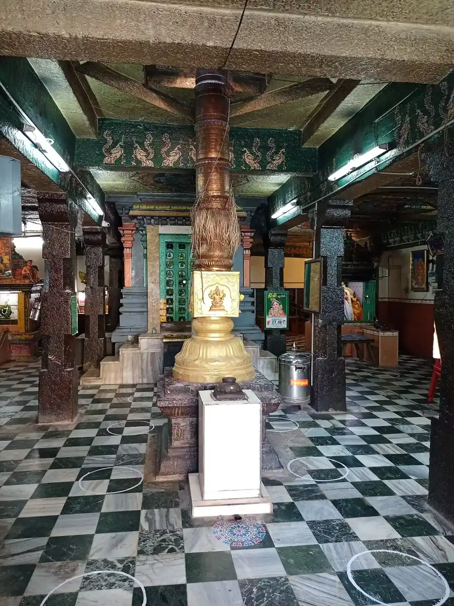 Arulmigu Sidhi Puthi Sametha Sundara Vinayagar Temple, Vellore - 632004 அருள்மிகு சித்தி புத்தி சமேத சுந்தர விநாயகர் திருக்கோயில், வேலூர் - 632004, Vellore - Ancient Temple Architecture and History Image 4