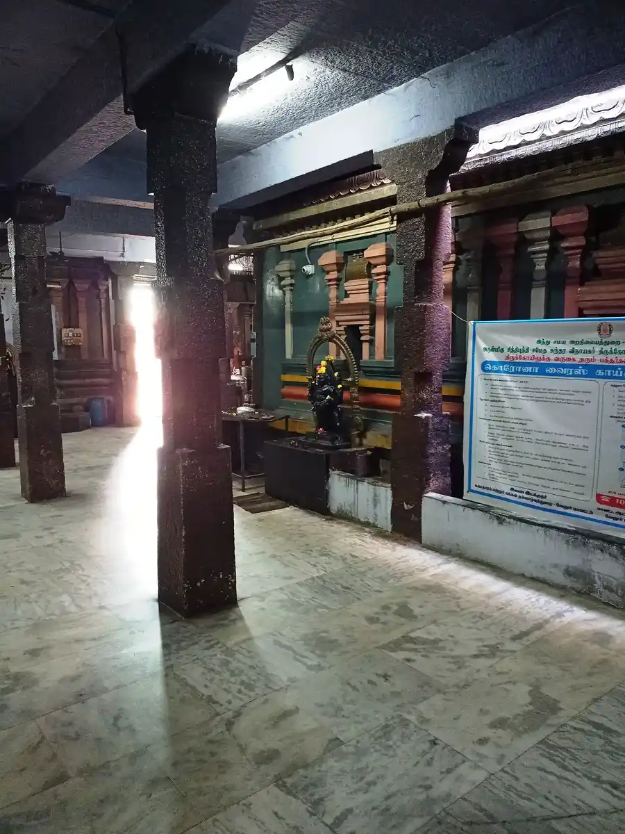 Arulmigu Sidhi Puthi Sundara Vinayagar Temple, Saidapet, Vellore - 632012 அருள்மிகு சித்திபுத்தி சமேத சுந்தர விநாயகர் திருக்கோயில், சைதாப்பேட்டை, வேலூர் - 632012, Vellore - Ancient Temple Architecture and History Image 5