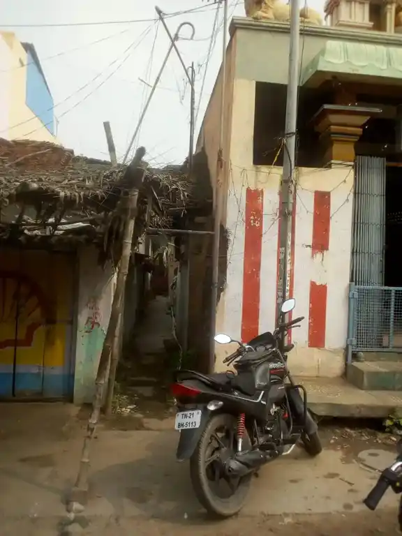 Arulmigu Sidhivinayagar Temple, Near Bus Stand, Kancheepuram - 631502 அருள்மிகு சித்திவிநாயகர் திருக்கோயில், Near Bus Stand, Kancheepuram - 631502, Kancheepuram - Ancient Temple Architecture and History Image 2