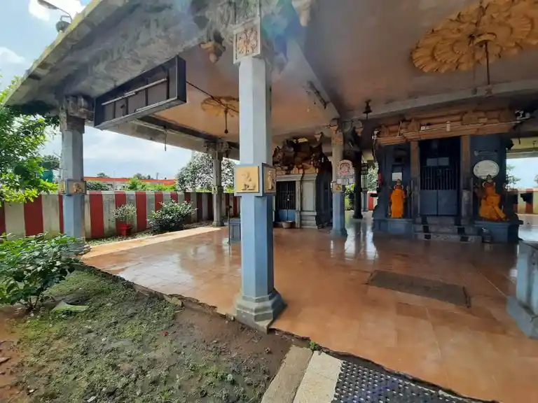 Arulmigu Silambathamman Temple, Azhinchivakkam - 602105 அருள்மிகு சிலம்பாத்தம்மன் திருக்கோயில், அழிஞ்சிவாக்கம் - 602105, Tiruvallur - Ancient Temple Architecture and History Image 3
