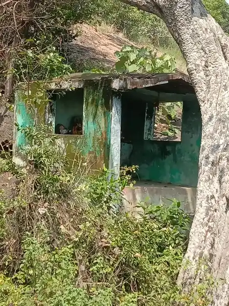 Arulmigu Simbhaluthu Kannimar Temple, Kannivadi - 624705 அருள்மிகு சீம்பாலூத்து கன்னிமார் திருக்கோயில், Kannivadi - 624705, Dindigul - Ancient Temple Architecture and History Image 4