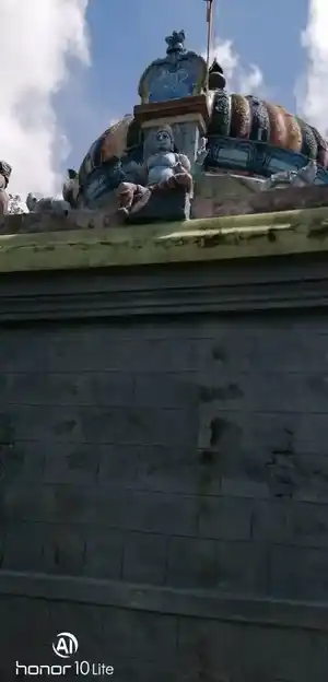 Arulmigu Singala Oorani Pillaiyar Temple, Kallalangudi - 622301 அருள்மிகு சிங்கள ஊரணி பிள்ளையார் திருக்கோயில், Kallalangudi - 622301, Pudukkottai - Ancient Temple Architecture and History Image 3