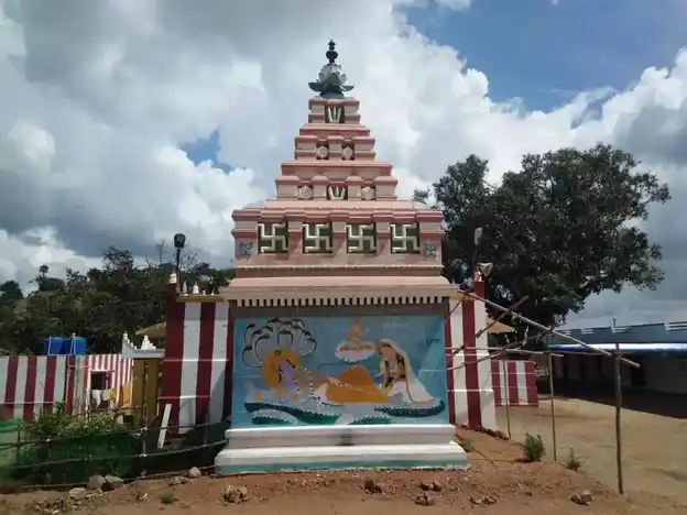 Arulmigu Sinivasaperumal Temple, Naamamalai, Ammapet - 636014 அருள்மிகு சீனிவாசப்பெருமாள் கோவிந்தராஜப்பெருமாள் திருக்கோயில், நாமமலை தெற்கு அம்மாபேட்டை, அம்மாப்பேட்டை - 636014, Salem - Ancient Temple Architecture and History Image 5
