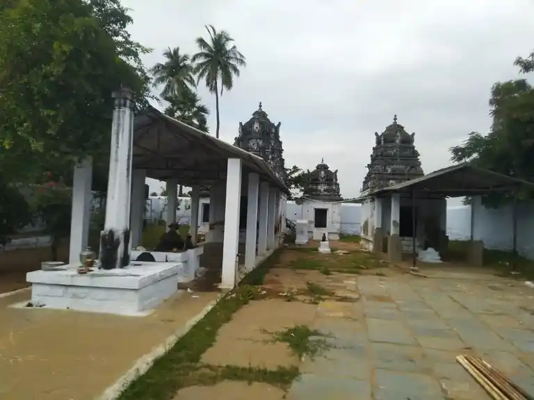 Arulmigu Sinthamanieswarar Temple, Nanniyur - 639004 அருள்மிகு சிந்தாமணீஸ்வரர் சுவாமி திருக்கோயில், Nanniyur - 639004, Karur - Ancient Temple Architecture and History Image 2