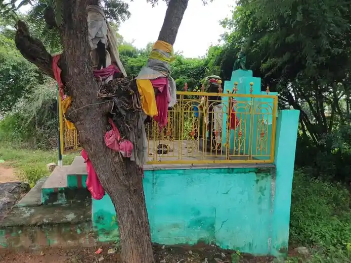 Arulmigu Sirai Meeta Ayyanar Temple, Vaiyapuripatti - 630501 அருள்மிகு. சிறை மீட்ட அய்யனார் திருக்கோயில், Vaiyapuripatti - 630501, Sivagangai - Ancient Temple Architecture and History Image 2