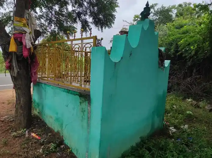 Arulmigu Sirai Meeta Ayyanar Temple, Vaiyapuripatti - 630501 அருள்மிகு. சிறை மீட்ட அய்யனார் திருக்கோயில், Vaiyapuripatti - 630501, Sivagangai - Ancient Temple Architecture and History Image 4