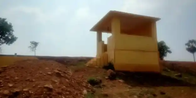 Arulmigu Siraikatha Iyyanar Temple, Middle Of The Street, Ethikulam - 627352