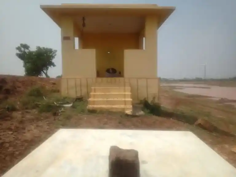 Arulmigu Siraikatha Iyyanar Temple, Middle Of The Street, Ethikulam - 627352 அருள்மிகு சிறைகாத்த அய்யனார் திருக்கோயில், Middle Of The Street, Ethikulam - 627352, Tirunelveli - Ancient Temple Architecture and History Image 5