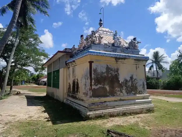 Arulmigu Siruthondar Madam Temple, Keelaperumalai - 614703 அருள்மிகு சிறுதொண்டர்மடம், சித்திவிநாயகர் கீழப்பெருமழை மடம், Keelaperumalai - 614703, Thiruvarur - Ancient Temple Architecture and History Image 4