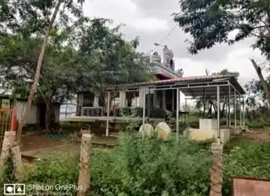 Arulmigu Sithanatha Samy Temple, Karisalpatti - 630410 அருள்மிகு சித்தநாதசாமி திருக்கோயில், Karisalpatti - 630410, Sivagangai - Ancient Temple Architecture and History Image 2