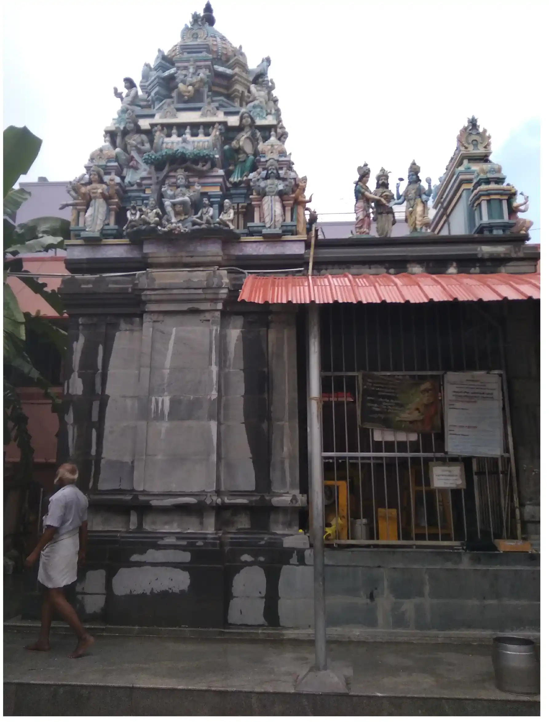 Arulmigu Sithi Buthi Vinayagar Temple, Poonamallee - 600056 அருள்மிகு சித்தி புத்தி வினாயகர் திருக்கோயில், பூவிருந்தவல்லி - 600056, Tiruvallur - Ancient Temple Architecture and History Image 3