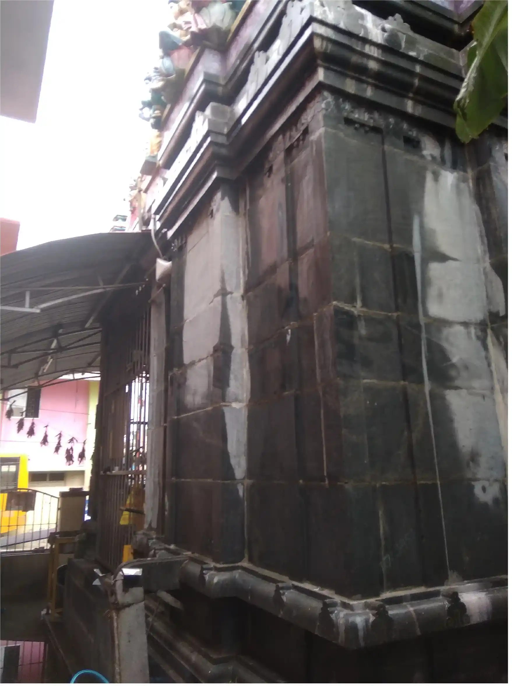 Arulmigu Sithi Buthi Vinayagar Temple, Poonamallee - 600056 அருள்மிகு சித்தி புத்தி வினாயகர் திருக்கோயில், பூவிருந்தவல்லி - 600056, Tiruvallur - Ancient Temple Architecture and History Image 4