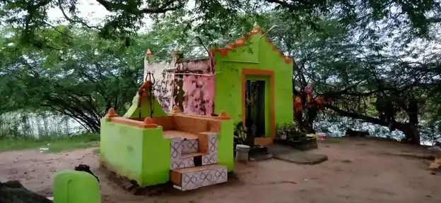 Arulmigu Sithi Karuppar Temple, Perumpuvayal - 630308 அருள்மிகு. சித்தி கருப்பர் திருக்கோயில், Perumpuvayal - 630308, Sivagangai - Ancient Temple Architecture and History Image 4