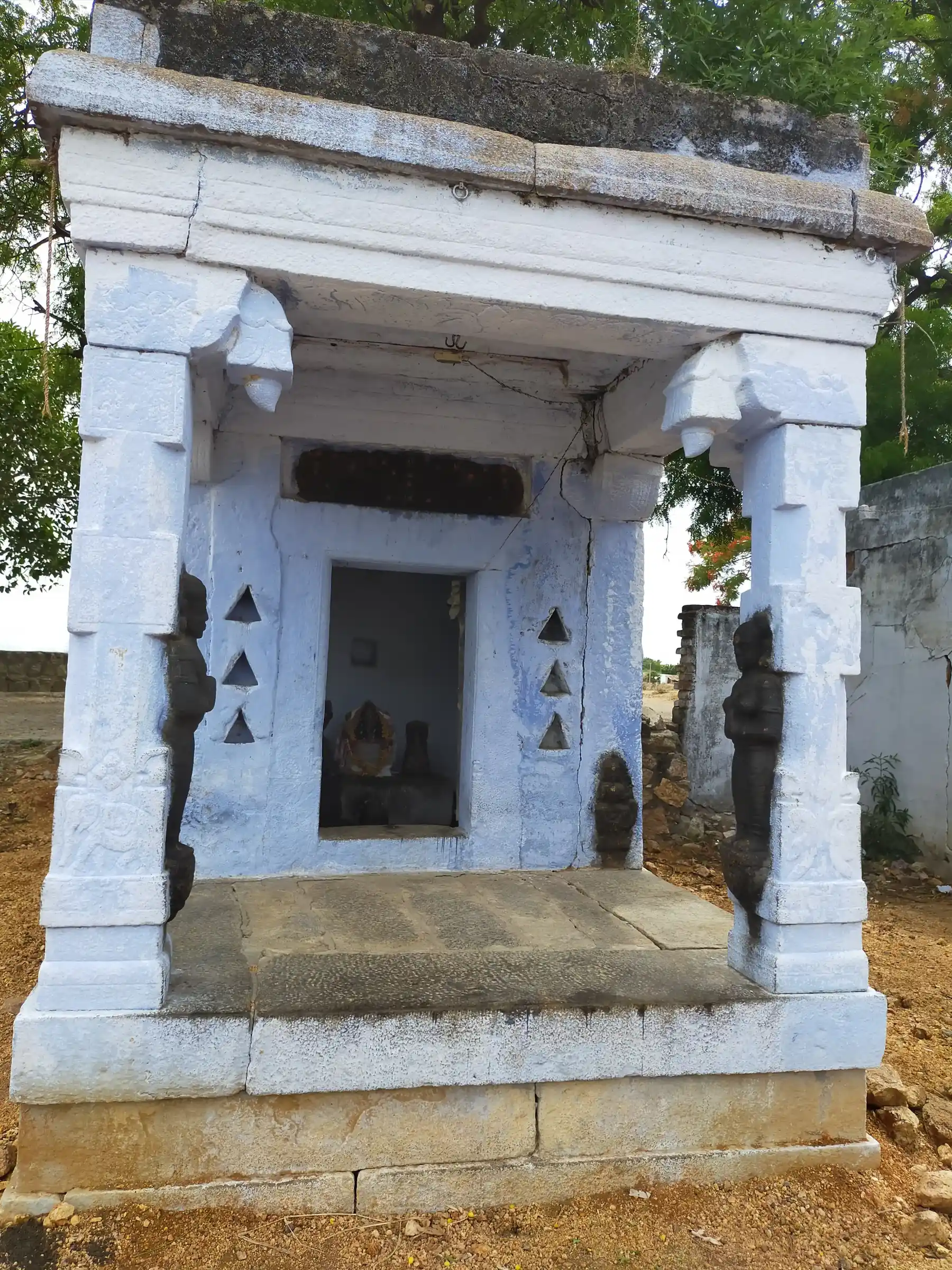 Arulmigu Sithi Vinayagar Temple, Kumareddiapuram - 628401 அருள்மிகு சித்தி விநாயகர் திருக்கோயில், Kumareddiapuram - 628401, Thoothukudi - Ancient Temple Architecture and History Image 7