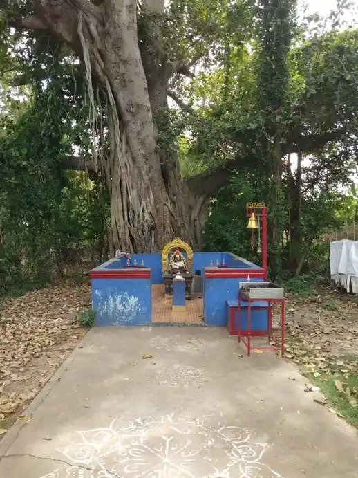 Arulmigu Sithi Vinayagar Temple, Kurichi - 612504 Arulmigu Sithi Vinayagar Temple, Kurichi - 612504, Thanjavur - Ancient Temple Architecture and History Image 3