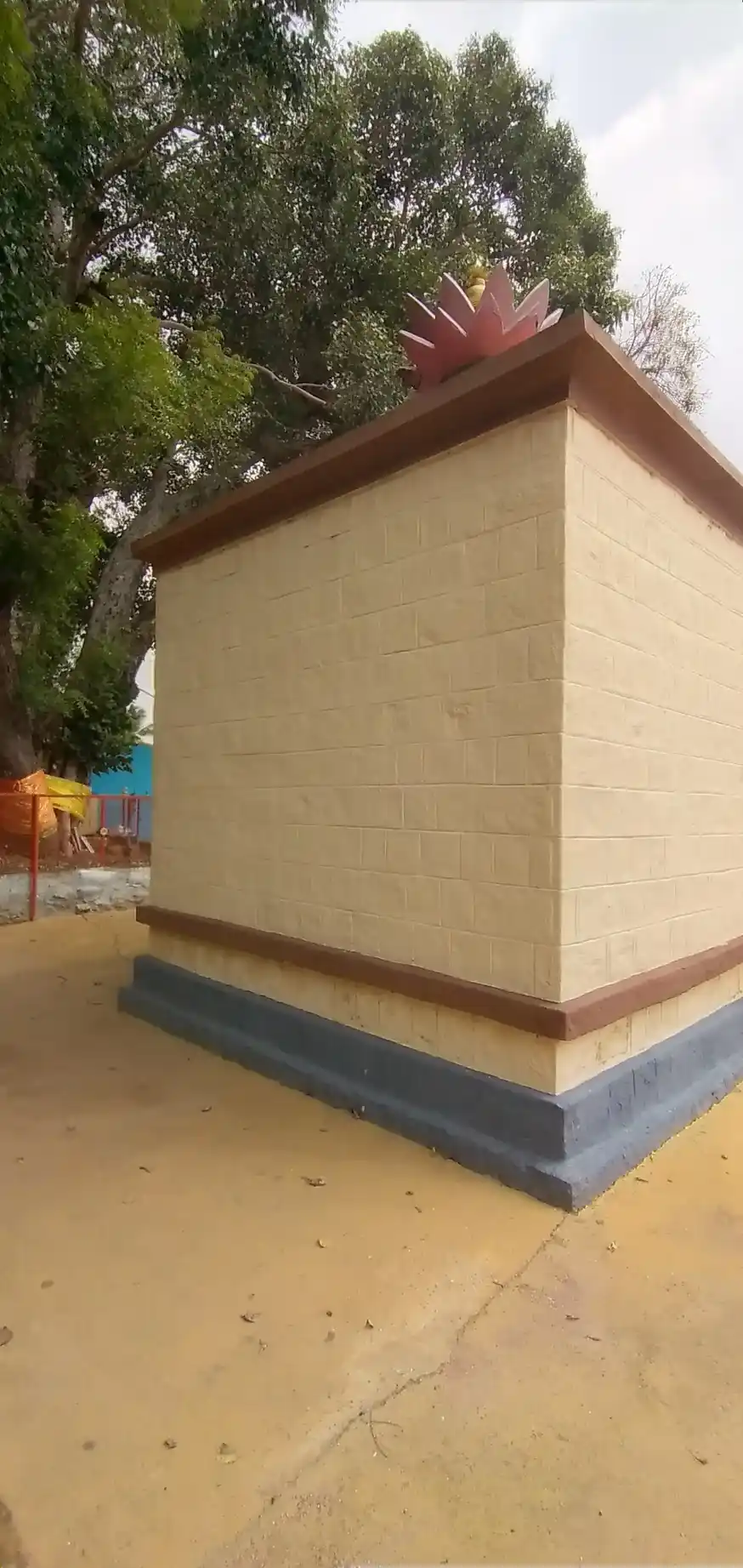 Arulmigu Sithi Vinayagar Temple, Thumbalapatti - 642154 அருள்மிகு சக்திவிநாயகர் திருக்கோயில், Thumbalapatti - 642154, Tiruppur - Ancient Temple Architecture and History Image 3